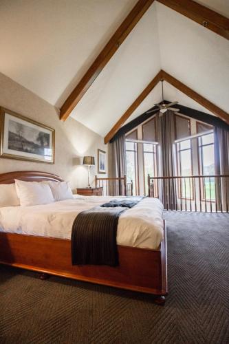 This photo about Hotel Lac Carling Golf & Spa shared on HyHotel.com