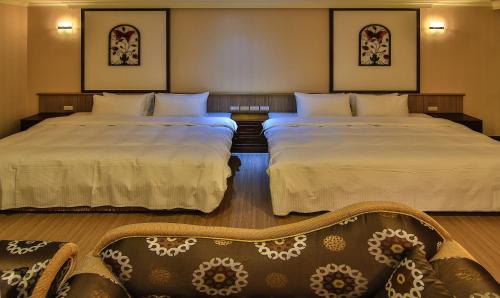 This photo about Dawn Of Tarot B&B shared on HyHotel.com