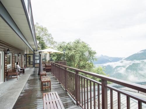 Balcony/terrace, Cloud Villa near Mingchih Forest Recreation Area Balcony/terrace, Cloud Villa near Mingchih Forest Recreation Area