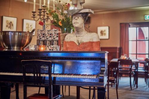 Pub/Lounge, Herberg de Zwarte Ruiter in Gulpen Pub/Lounge, Herberg de Zwarte Ruiter in Gulpen