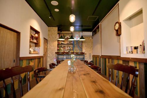 Shared lounge/TV area, Good Trip Hostel & Bar in Odawara Shared lounge/TV area, Good Trip Hostel & Bar in Odawara