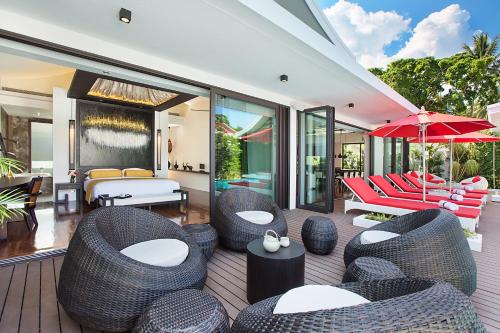 Balcony/terrace, Villa Julia koh Samui beach with Cook and Majordome near Samui Aquarium and Tiger Zoo Balcony/terrace, Villa Julia koh Samui beach with Cook and Majordome near Samui Aquarium and Tiger Zoo