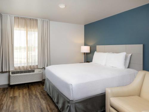 Woodspring Suites Houston IAH Airport in Humble Woodspring Suites Houston IAH Airport in Humble
