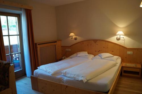 This photo about Hotel Laurin shared on HyHotel.com