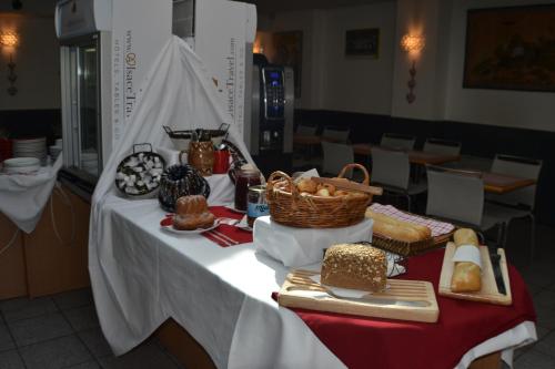 Comida y bebida, Hotel Primo Colmar Centre in Colmar Comida y bebida, Hotel Primo Colmar Centre in Colmar