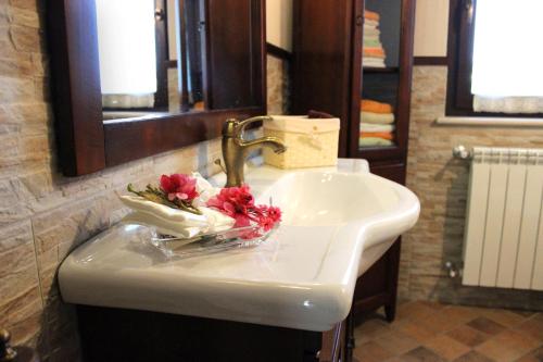 Bathroom, Casa immersa nel verde in Torricella Peligna Bathroom, Casa immersa nel verde in Torricella Peligna