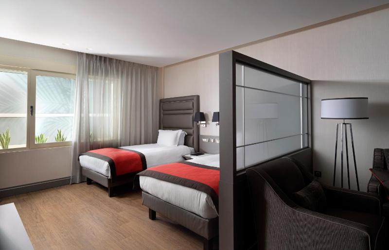 Junior Suite image 2