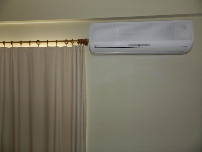 Luxury Two-Bedroom Apartment image 2