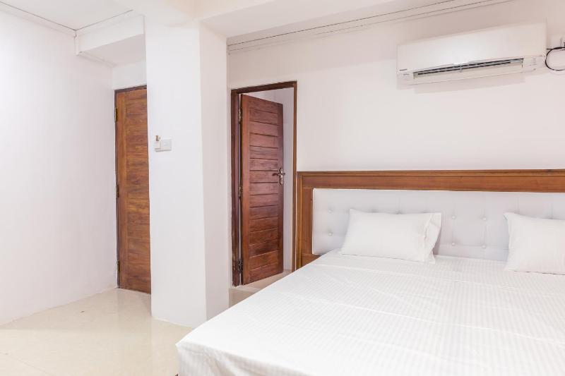 Family Suite with Balcony image 3