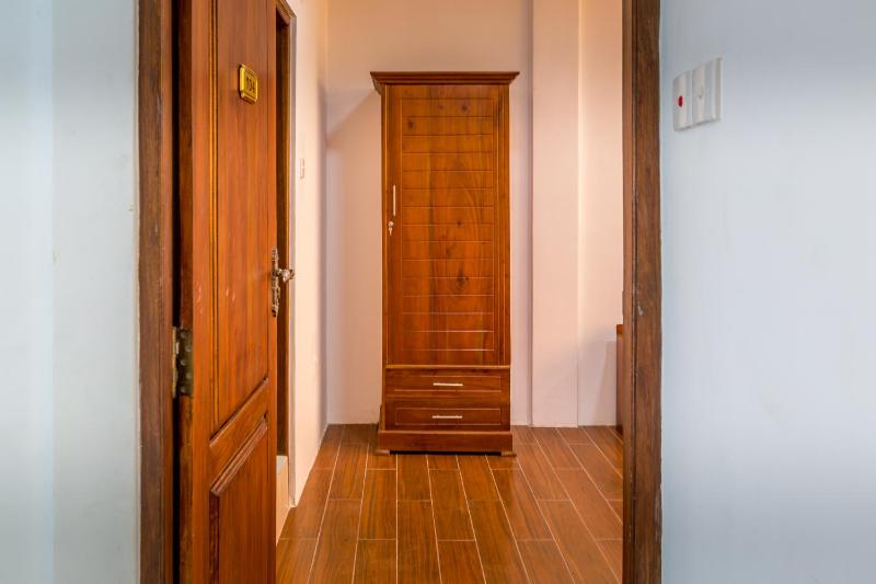 Deluxe Room image 2