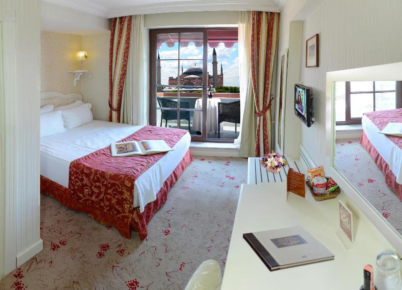 Double or Twin Room with Panoramic View image 1