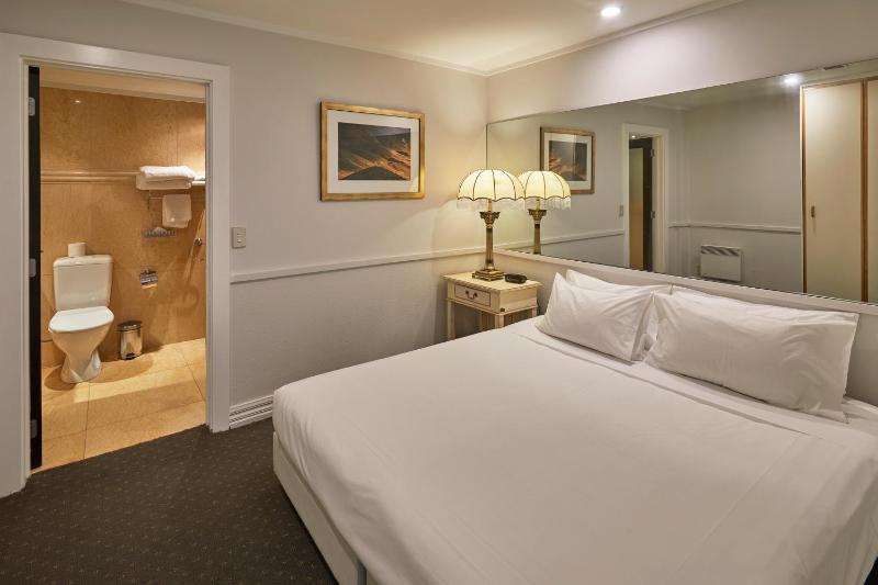Two-Bedroom Suite image 3
