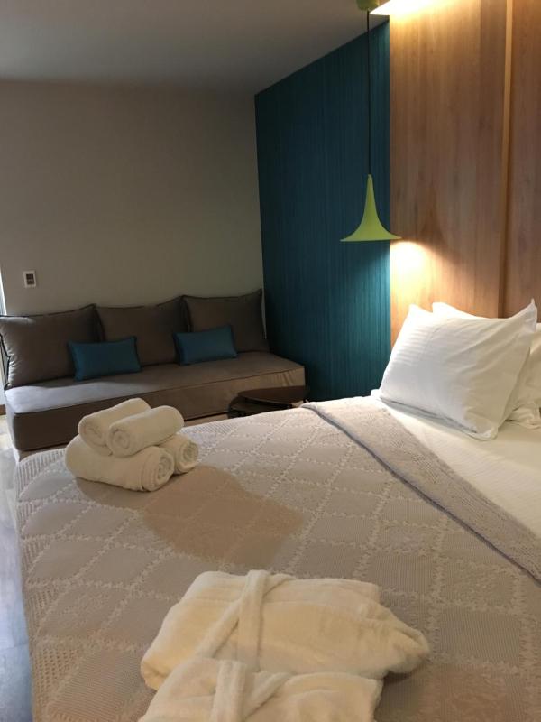 Standard Triple Room image 4