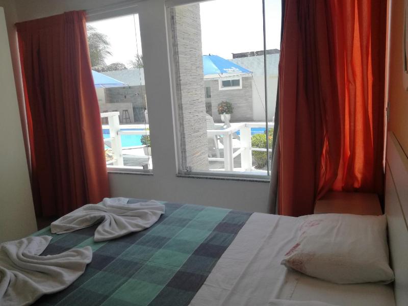 Double Room with Pool View image 3