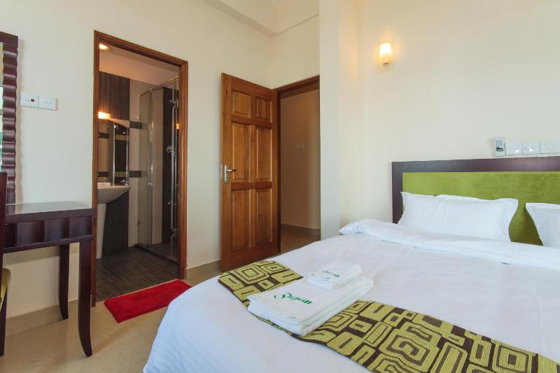 Three-Bedroom Apartment with Early Check-in from 8 AM and Late Check-out Until 6 PM (On Availability) & 15% Discount on Food & Beverage image 2