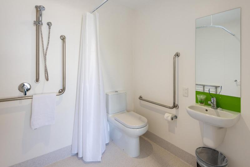 Quadruple Room with Private Bathroom image 4