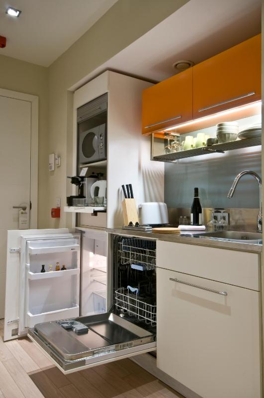 Apartment image 4