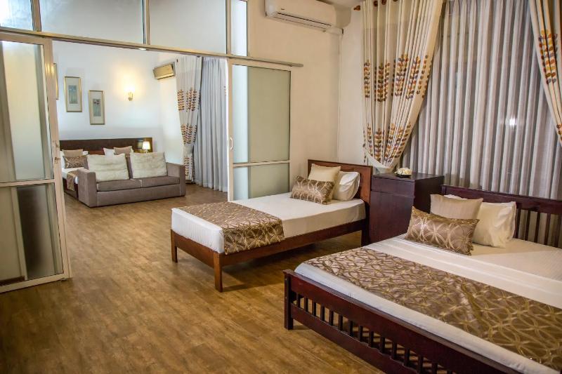Two-Bedroom Villa image 4