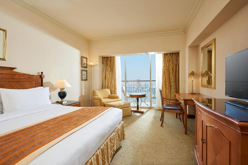 Grand Suite with Nile View image 3