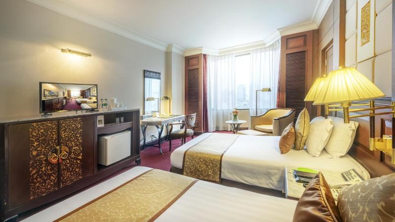 Business Deluxe Double or Twin Room image 2