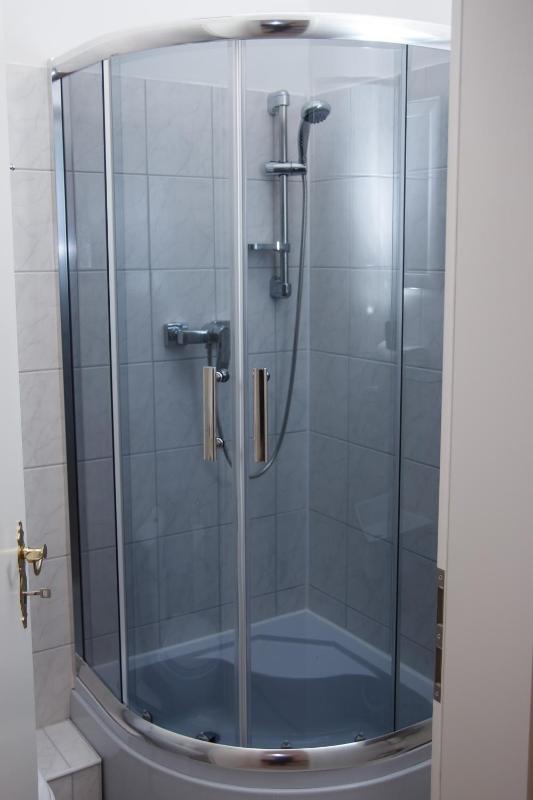 Single Room with Private Bathroom image 2