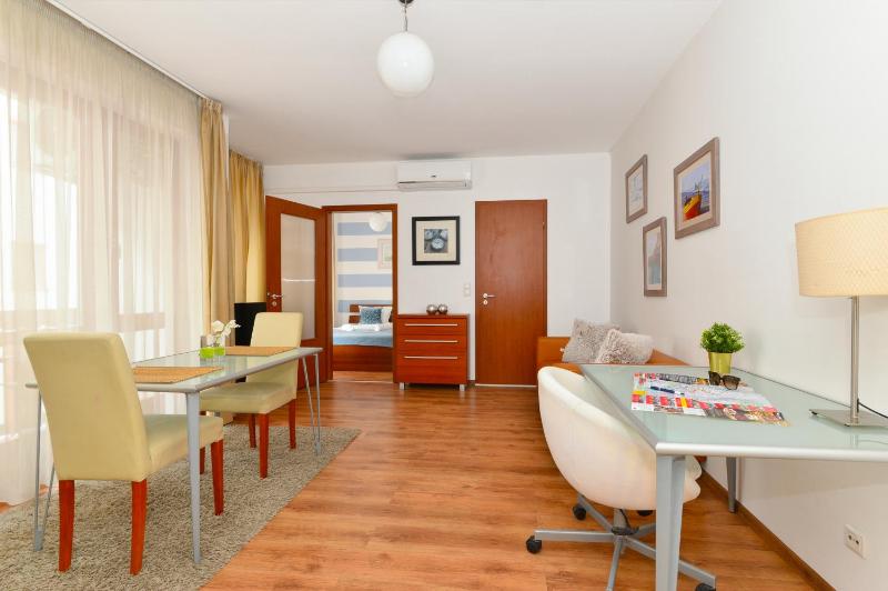 One-Bedroom Apartment with Balcony (2 Adults) image 2