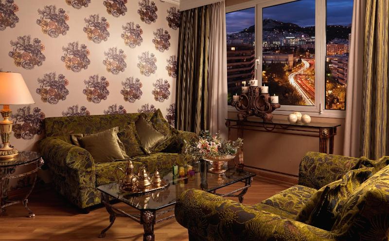 Family Suite (2 Adults + 2 Children) image 3