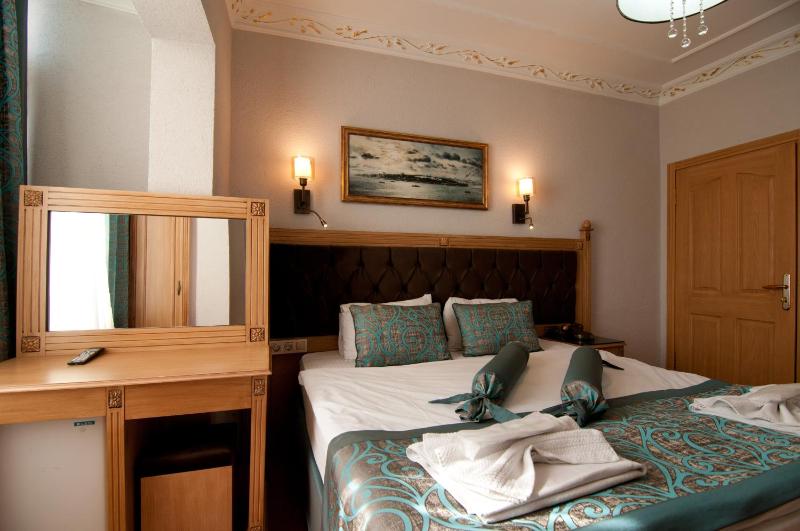 Standard Double Room with Sea View image 1