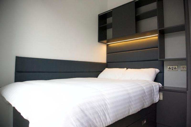 Budget Double Room image 4