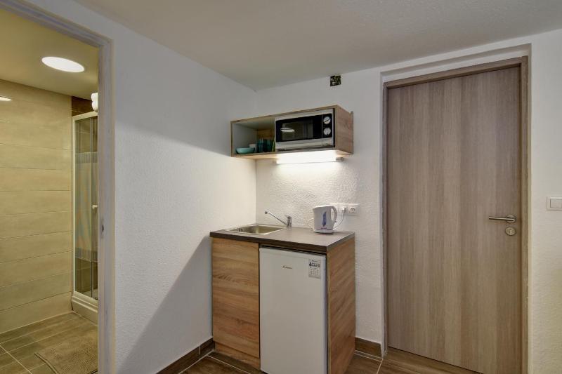 Standard Apartment image 4