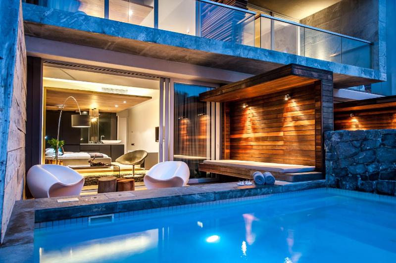 Luxury Double Room with Plunge Pool image 2