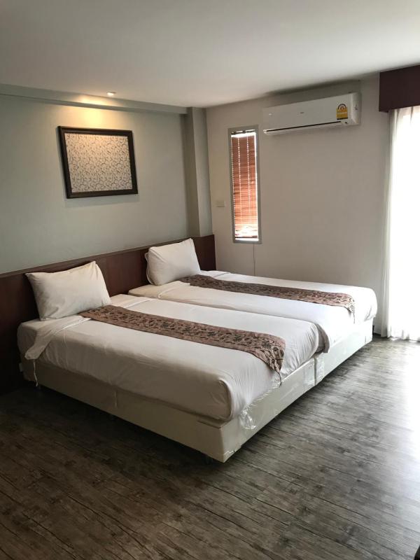 Superior Double or Twin Room with Airport Transfer image 2