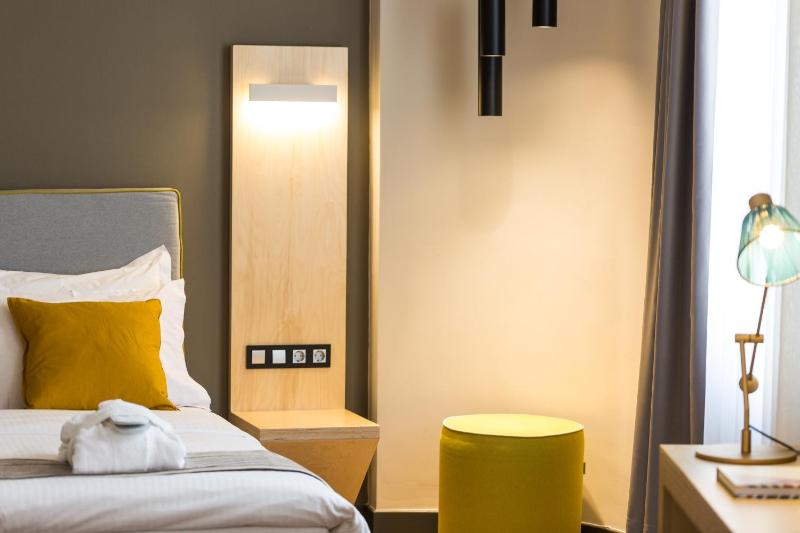 Triple Room image 2
