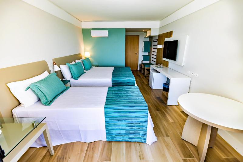 Family Luxury Room (3 adults + 01 Children) - All Inclusive Premium image 2