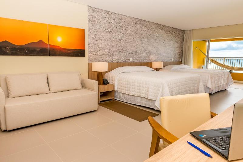 Family Room with Sea View image 3