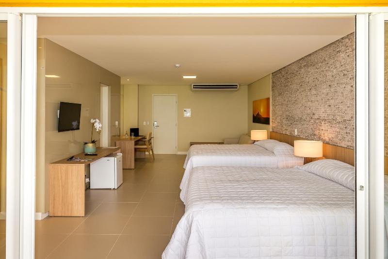 Family Room with Sea View image 1