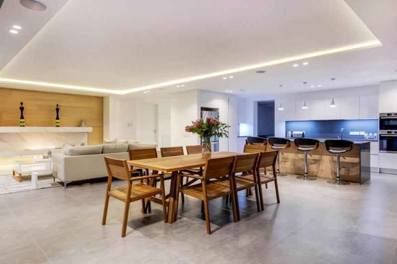 Three-Bedroom Apartment image 2