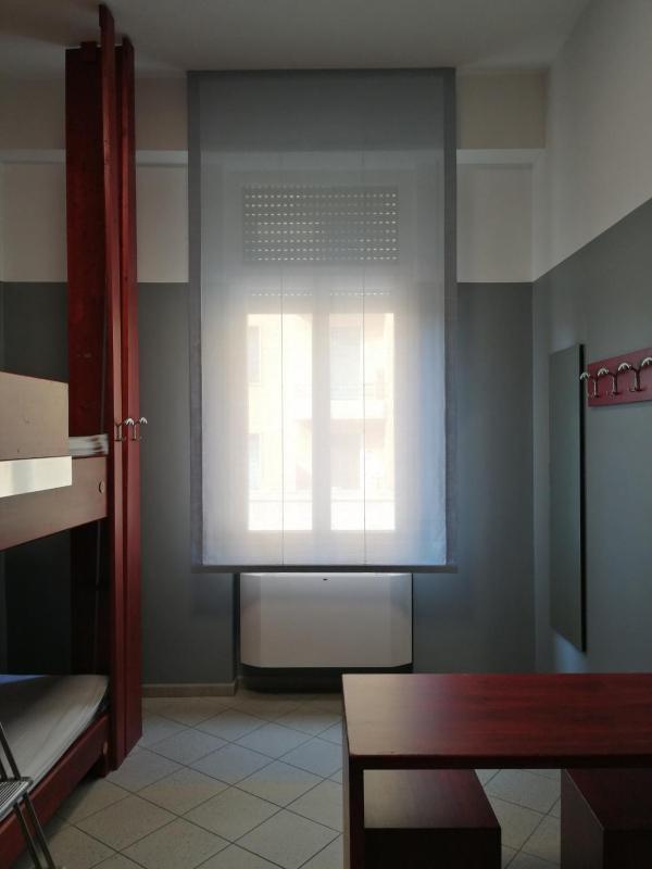 Standard Single Room with Shared Bathroom image 4