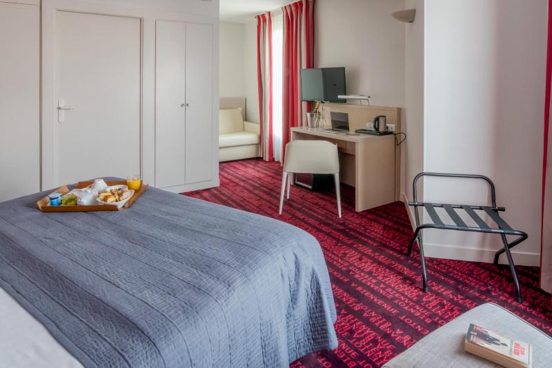 Triple Room image 2