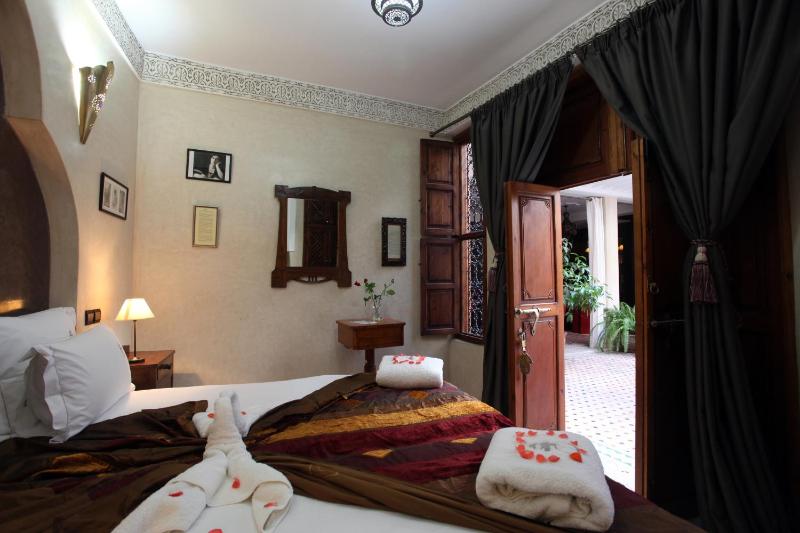 Karen Blixen Twin Room  image 3