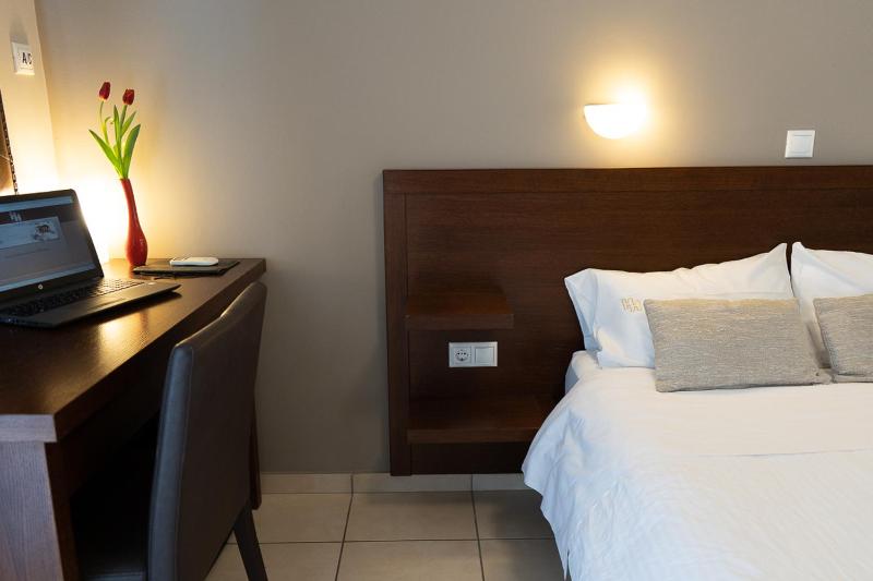 Standard Double or Twin Room image 2