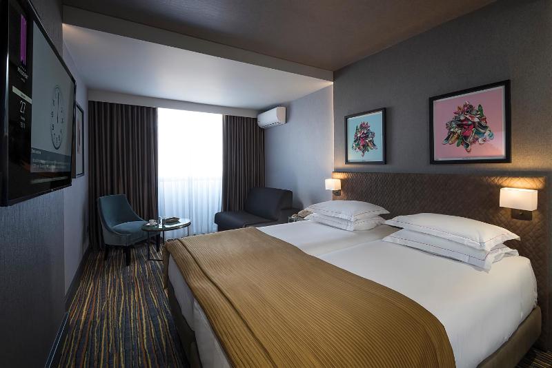 Classic Triple Room image 1