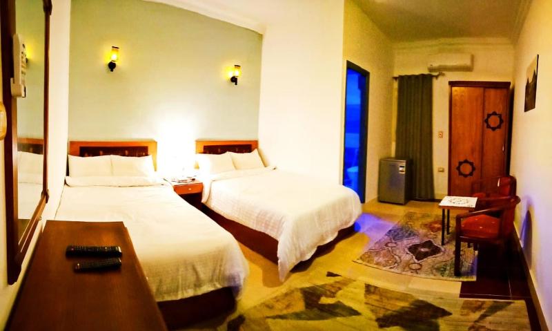 Deluxe Double Room (2 Adults + 1 Child) image 1