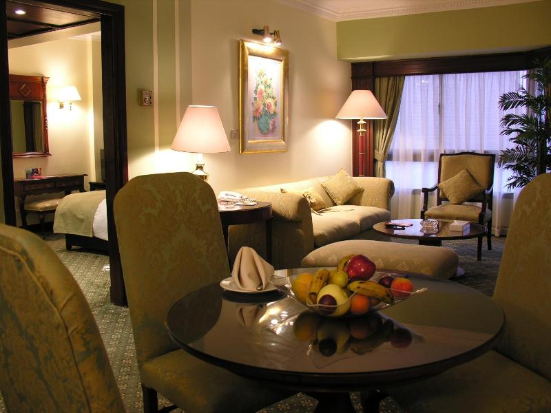 Standard Three-Bedroom Suite image 2