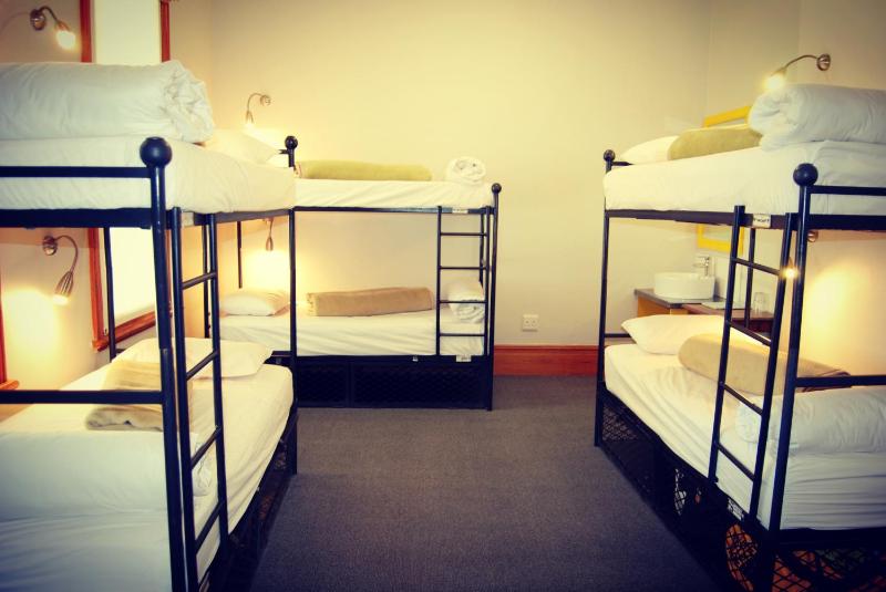 Bed in 6-Bed Mixed Dormitory Room image 1