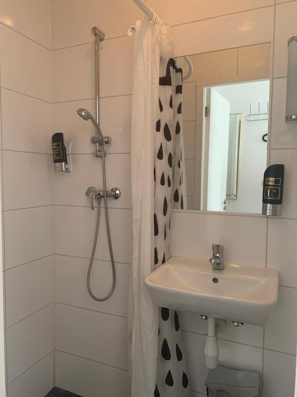 Double or Twin Room with Shared Bathroom image 4