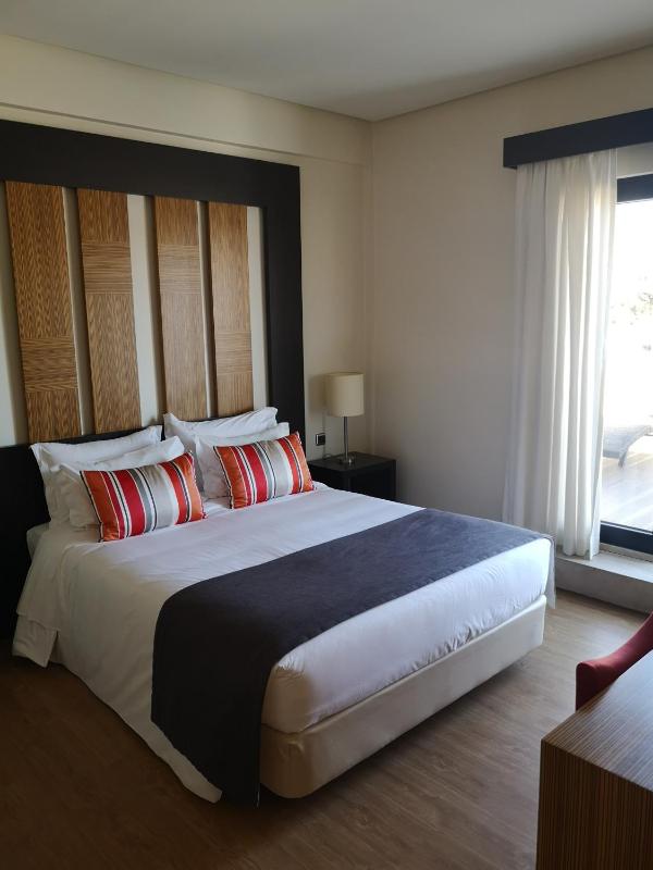 Superior Double or Twin Room with Terrace image 3
