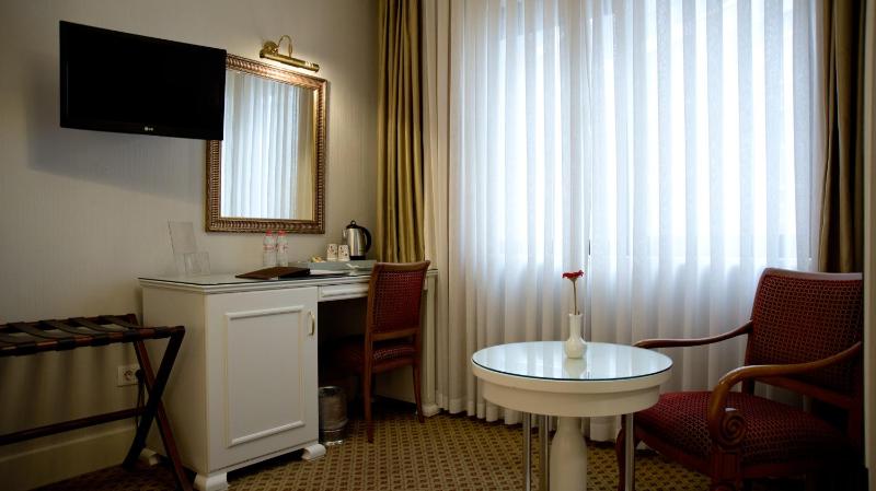 Special Offer - Economy Double or Twin Room image 2