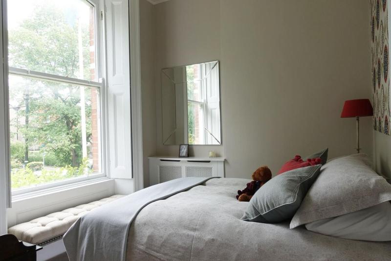 Apartment image 3