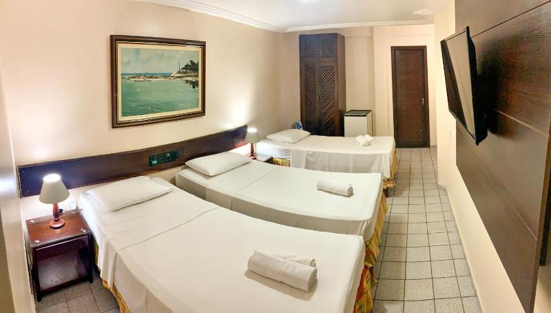 Standard Triple Room image 3